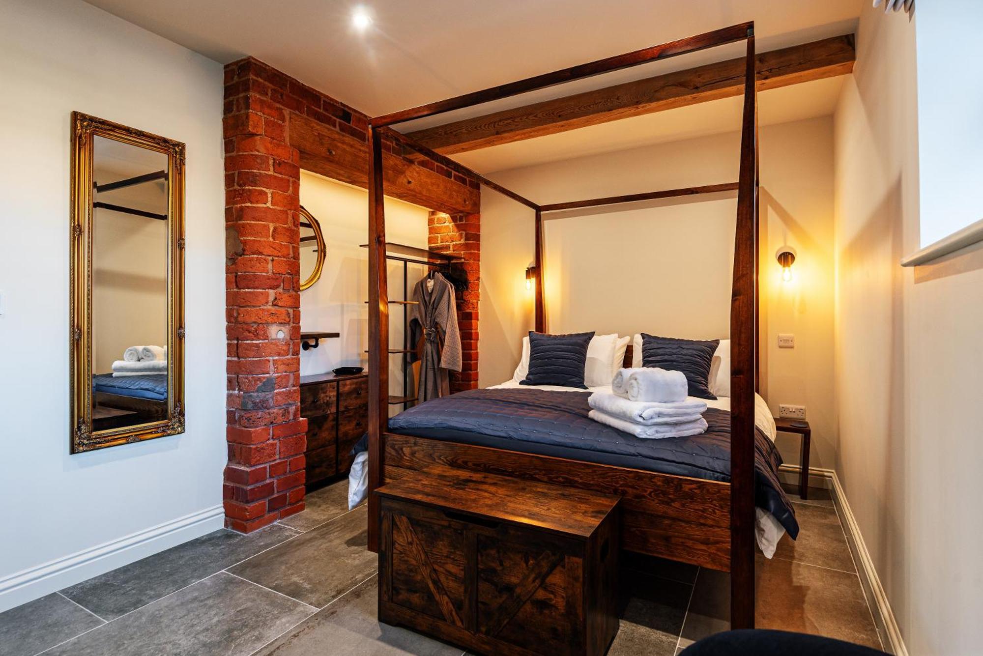 Pigeon House - Unique Barn With Private Garden, Hot Tub And Wood Burner Vila Shrewsbury Exterior foto
